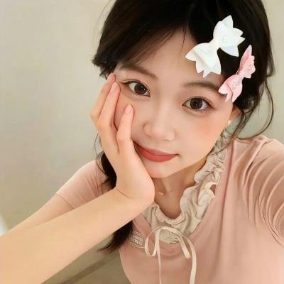 她自林中来